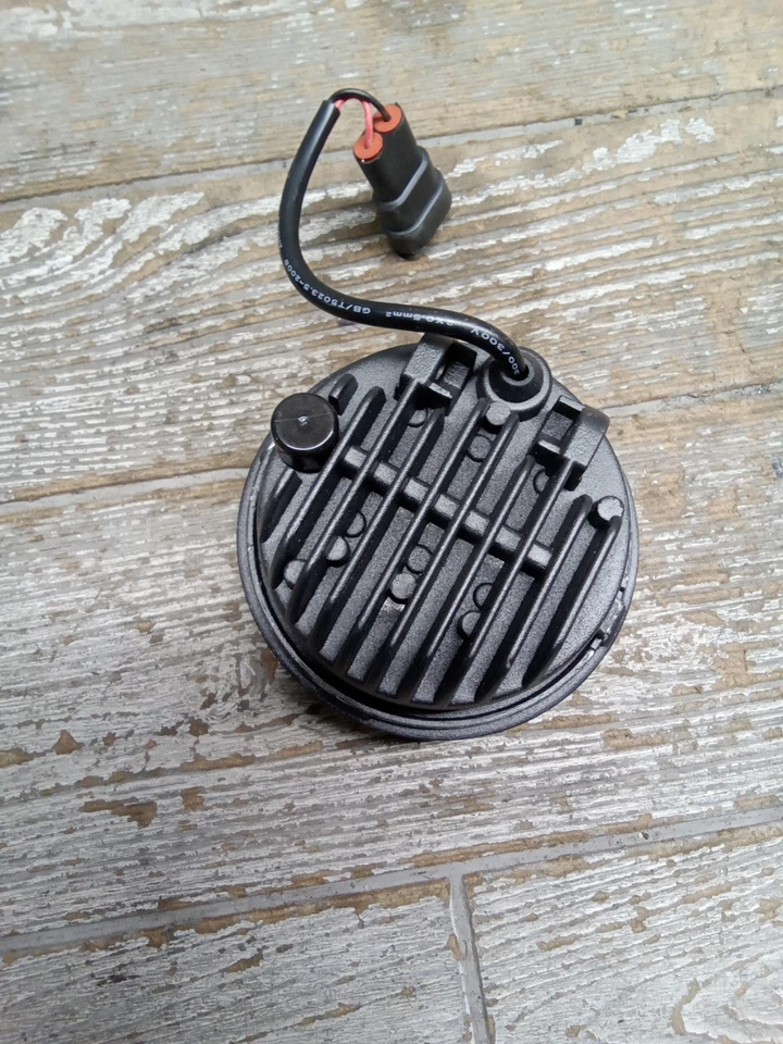 2010 Triumph Thunderbird 1700 头灯雾灯前灯  — 第 4/4 张图片