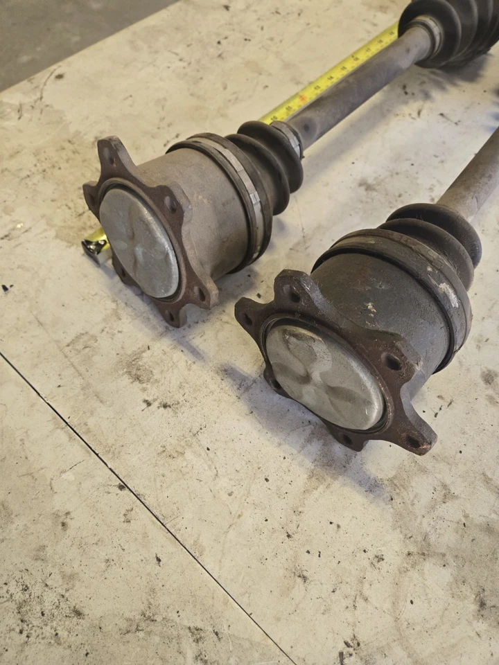 EJES TRASEROS INFINITI / NISSAN Q45 6 PERNOS, RANURA GRANDE - LONGITUD APROX 26,25" Foto 3 de 3