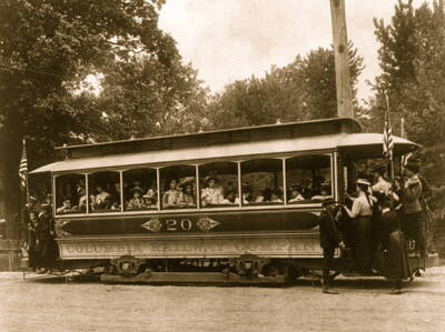 School children of the 6th Division on a Columbia Railway Company - Old Photo