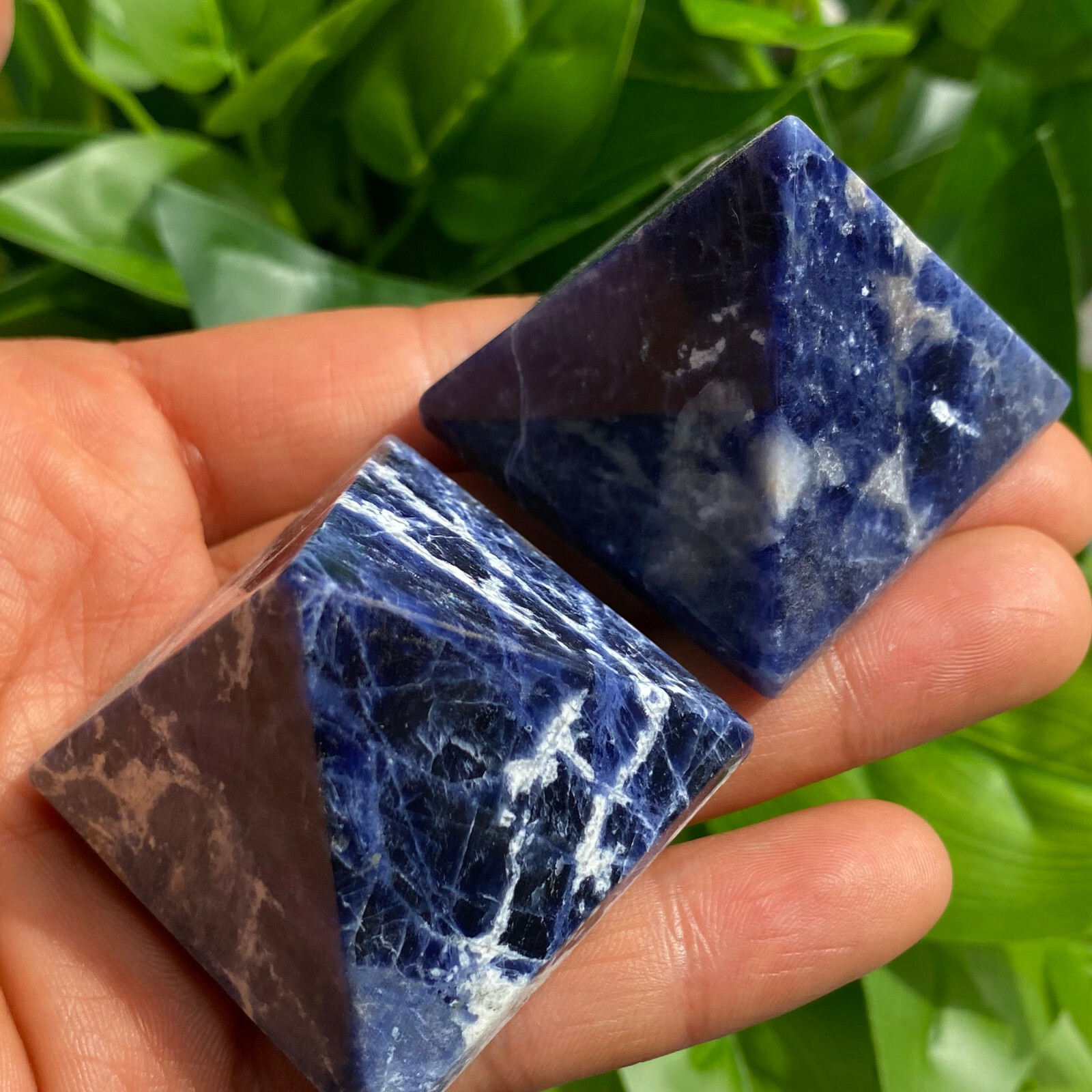 1PC Natural sodalite Quartz Pyramid Carved Crystal Point Reiki healing 40mm