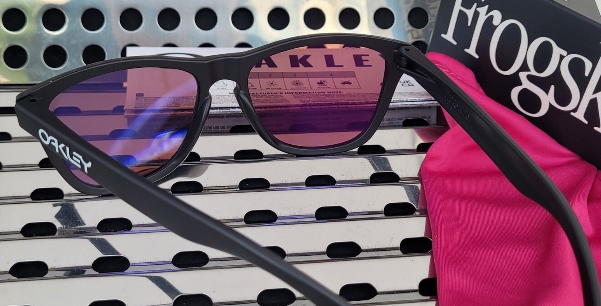 New Oakley FROGSKINS Sunglasses 9013-H655 Matte Black w/ Prizm