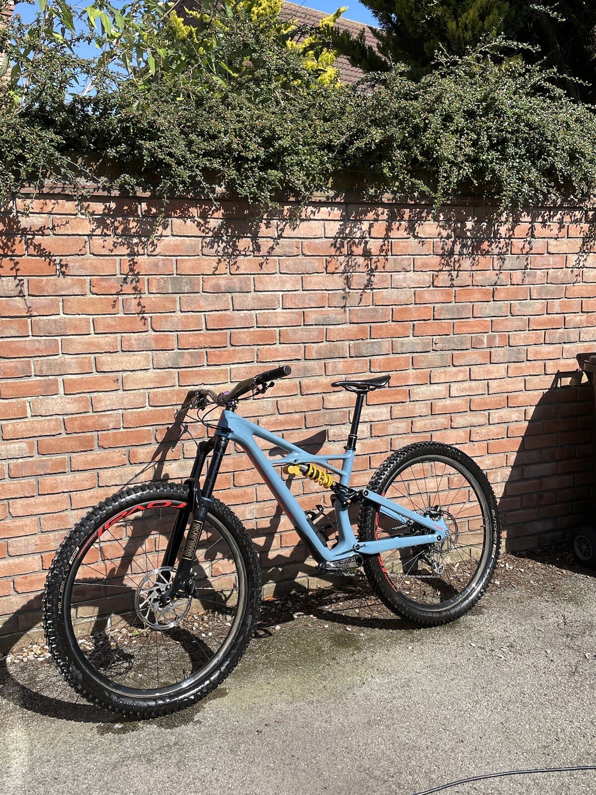 Specialized full Suspension Carbon Fibre Mountain Bike eBay