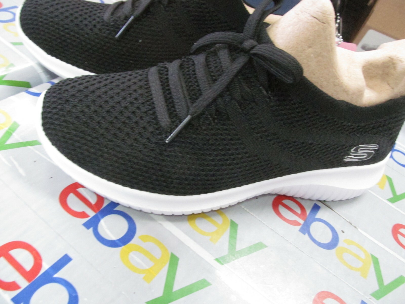skechers bungee lace trainers