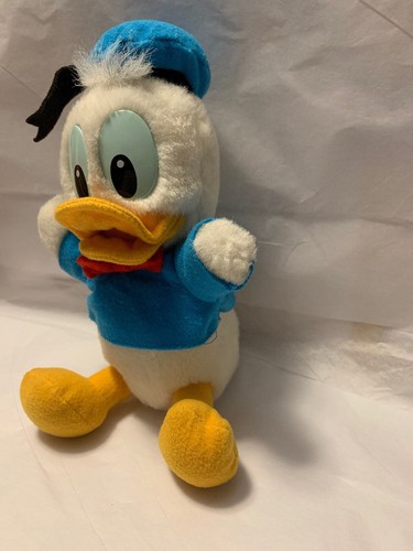 Vintage Walt Disney Plush Donald Duck - Picture 3 of 6