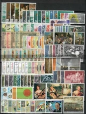 SAN MARINO   1966  - 1970  ANNATE NUOVE  COMPLETE  ** MNH