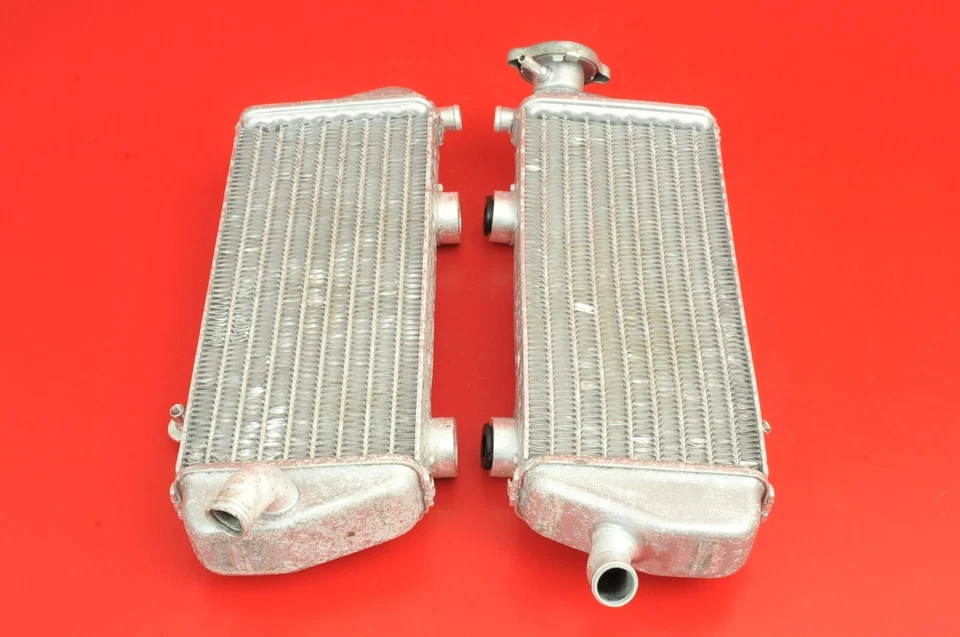 Juego de enfriador de refrigeración de radiador izquierdo derecho KTM450XC-F KTM450 450XC-F 450 2007-2012 Foto 2 de 4