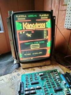 Atari Kangaroo PCB NON JAMMA TESTED WORKING W ORIGINAL MARQUEE