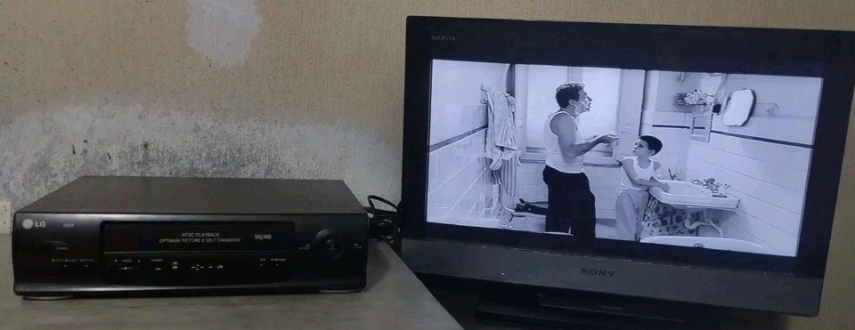 LG C-21P VIDEOREGISTRATORE VHS CON TELECOMANDO - Bild 2 von 4