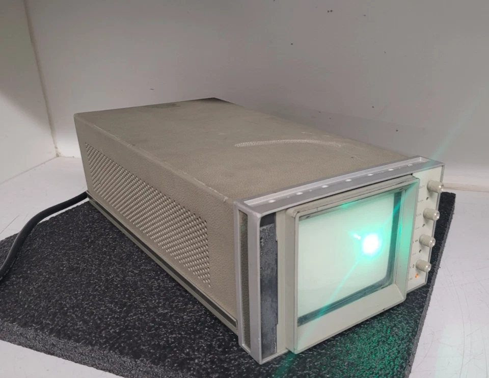 Vintage HP Prototype Oscilloscope Screen XYZ Cartesian Green Phosphorus Display - Image 2 of 4