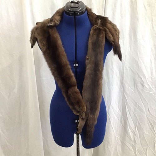Quadruple Ferret (or Mink) Scarf/Stole - 4 Whole Pelts - Picture 2 of 11