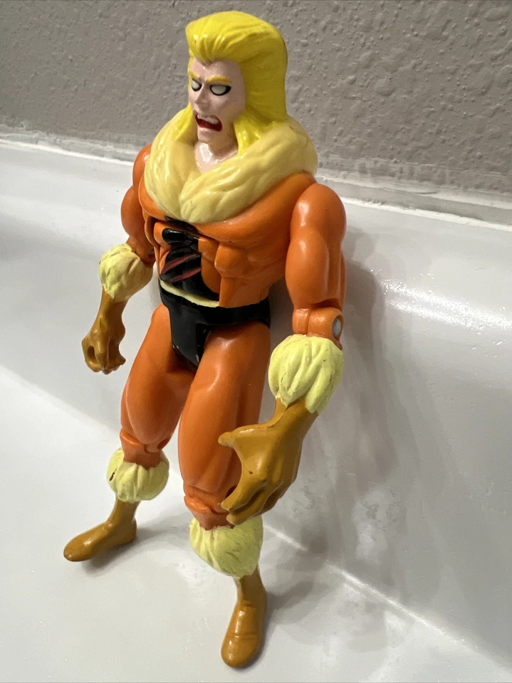 Figura de acción suelta ToyBiz Marvel Uncanny X-Men Sabretooth 1991 5"  Foto 3 de 4