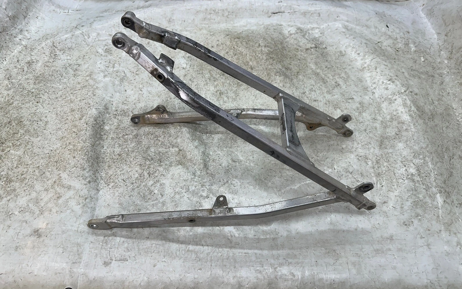 USED OEM 06 07 08 KAWASAKI KX450F REAR SUBFRAME SUB FRAME SEAT RAIL 32160-0153