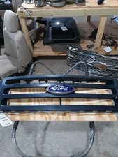 Local Pickup Only Grille Upper Black Moulded-in-textured Fits 07-14 Expedition