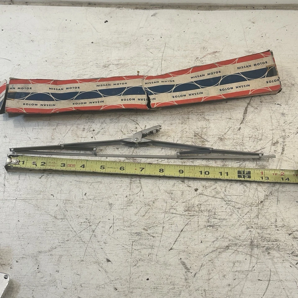 New OEM Genuine NISSAN 26360B3000 Datsun 240Z 260Z 280Z Wiper Blade S30Z S31Z - Image 2 of 4