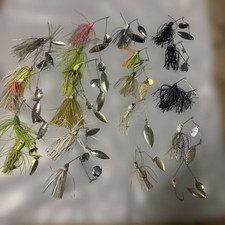 D-Zone Spinnerbait Set 20pcs Fishing Lure Case, Used, Multiple Colors