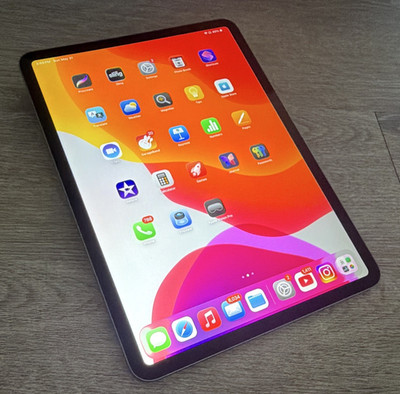Apple iPad Pro 11 in 128 GB Wi-Fi Tablet Gray iPadOS No Face ID Series iPad Pro