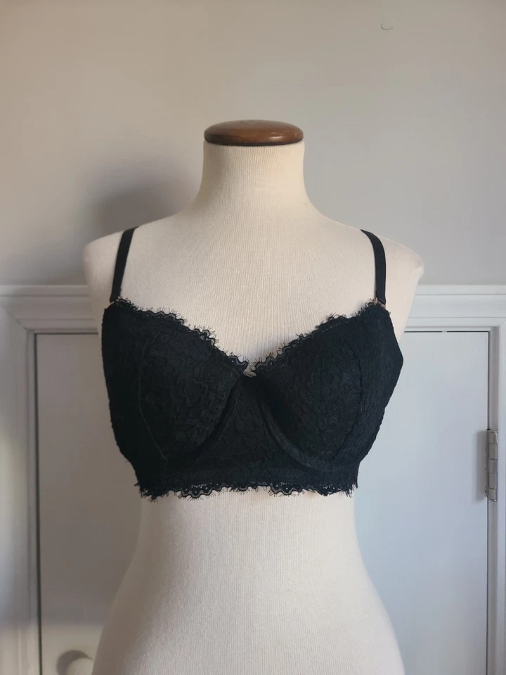 Sujetador Convertible Aerie Real Power Balconette Talla 36C Ligeramente Forrado Pestañas Encaje Foto 2 de 4