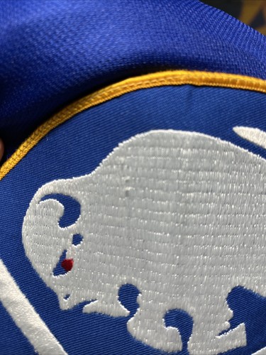 Vintage Kids XL Buffalo Sabres Jersey Blue Yellow CCM NHL 80s Youth XL - Picture 13 of 13