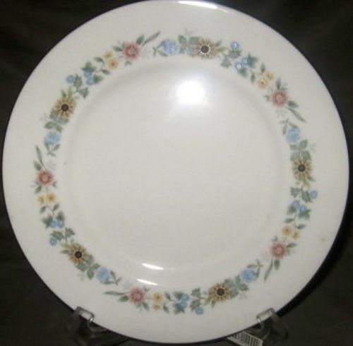 Royal Doulton Pastoral Salatteller - Bild 1 von 1