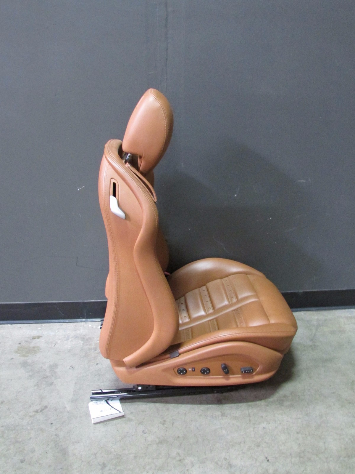 Ferrari California RH, Right Front Seat, Daytona,Cuoio, Used