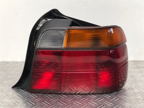Rückleuchte Heckleuchte Rücklicht rechts BMW 3er E36 Compact 8353806
