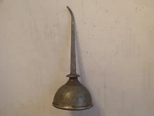 SMALL OIL CAN THUMB PUMP SEWING MACHINE PART