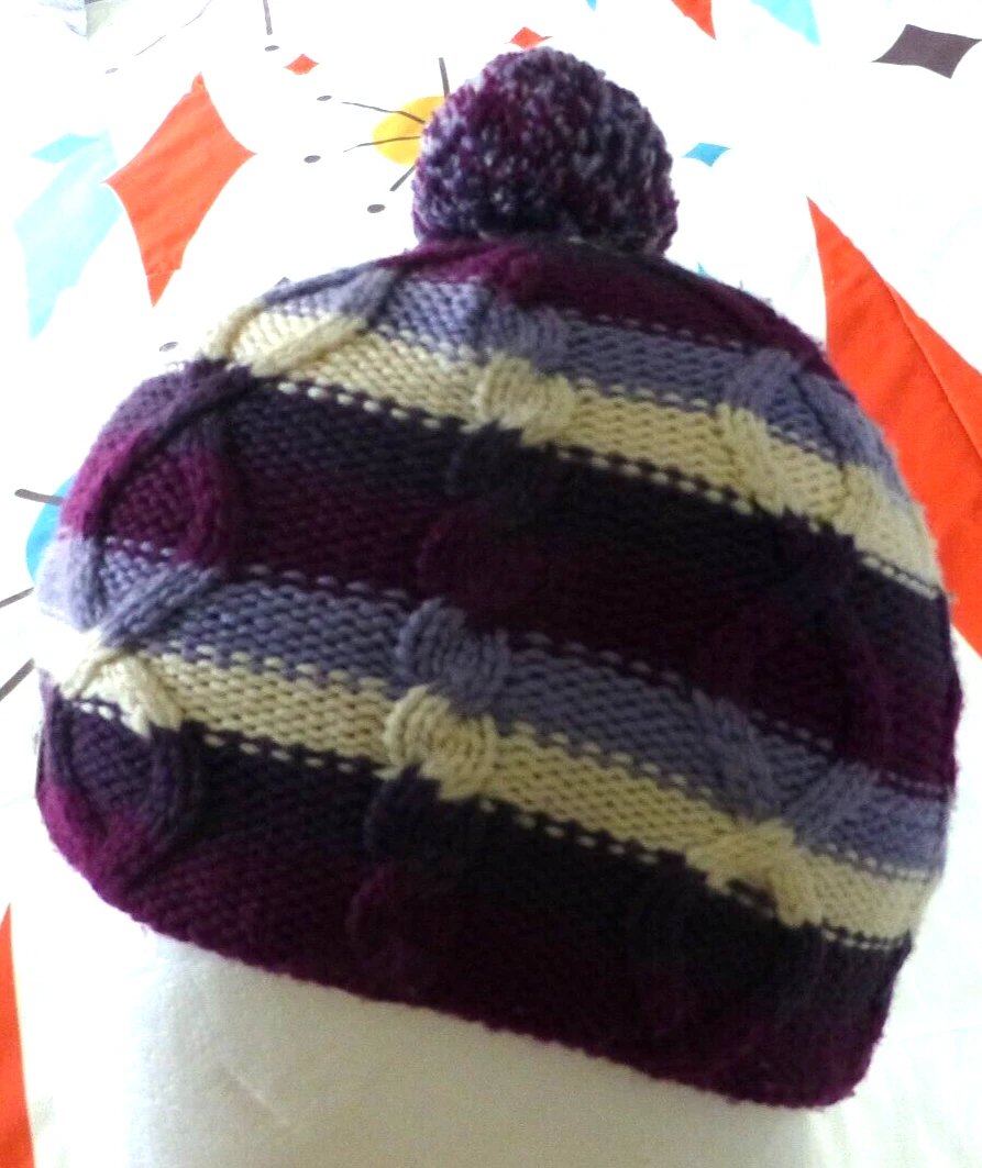 smartwool winter hat beanie merino wool pom pom 