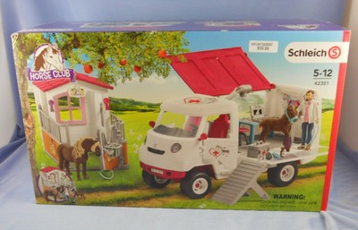 schleich vet visit to the riding centre