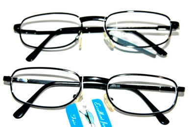 2 pr Reading glasses power+2.0 Spring temple compact  Gun metal frame Men Women