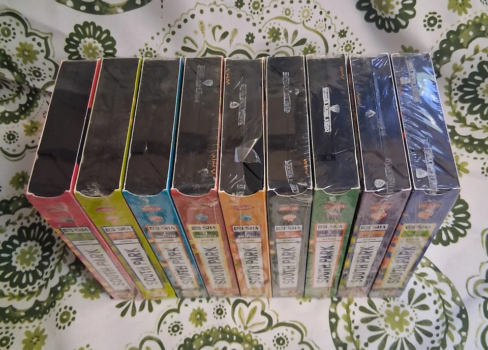 South Park Volume 1 - 9 VHS Set Video Cassettes Tapes, New, Sealed - Image 4 of 4