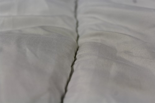 Slumberdown Climate Control 10.5 Tog Double Duvet - Picture 4 of 4
