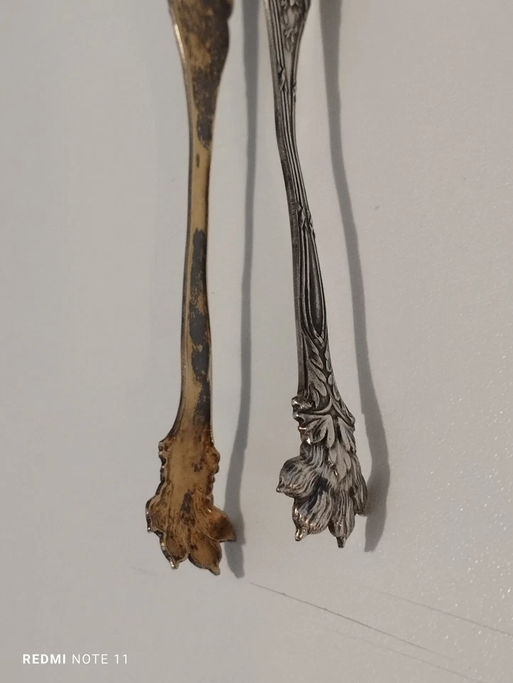 pince à sucre ancienne en métal doré et argenté - Photo 3/4