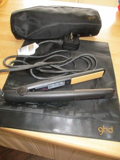 Genuine GHD Hair Straighteners with Bag & Heat Mat Model No: 4.2B Hardly Used