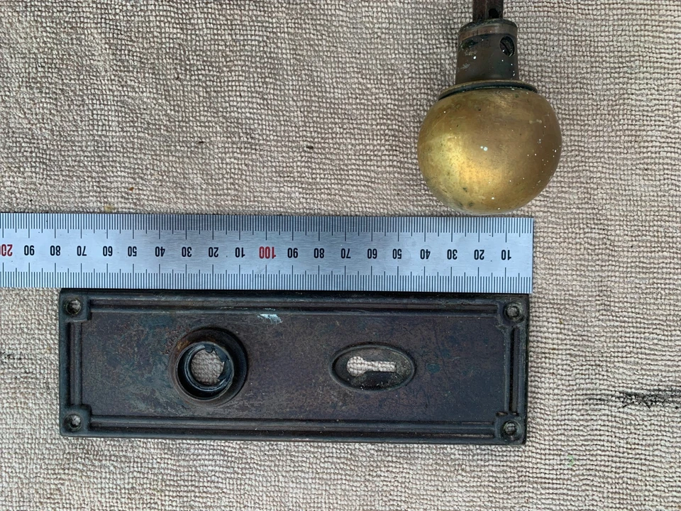Art Deco Brass Door Handles - Ball Door Handle w/ Backing Plate — 第 2/3 张图片