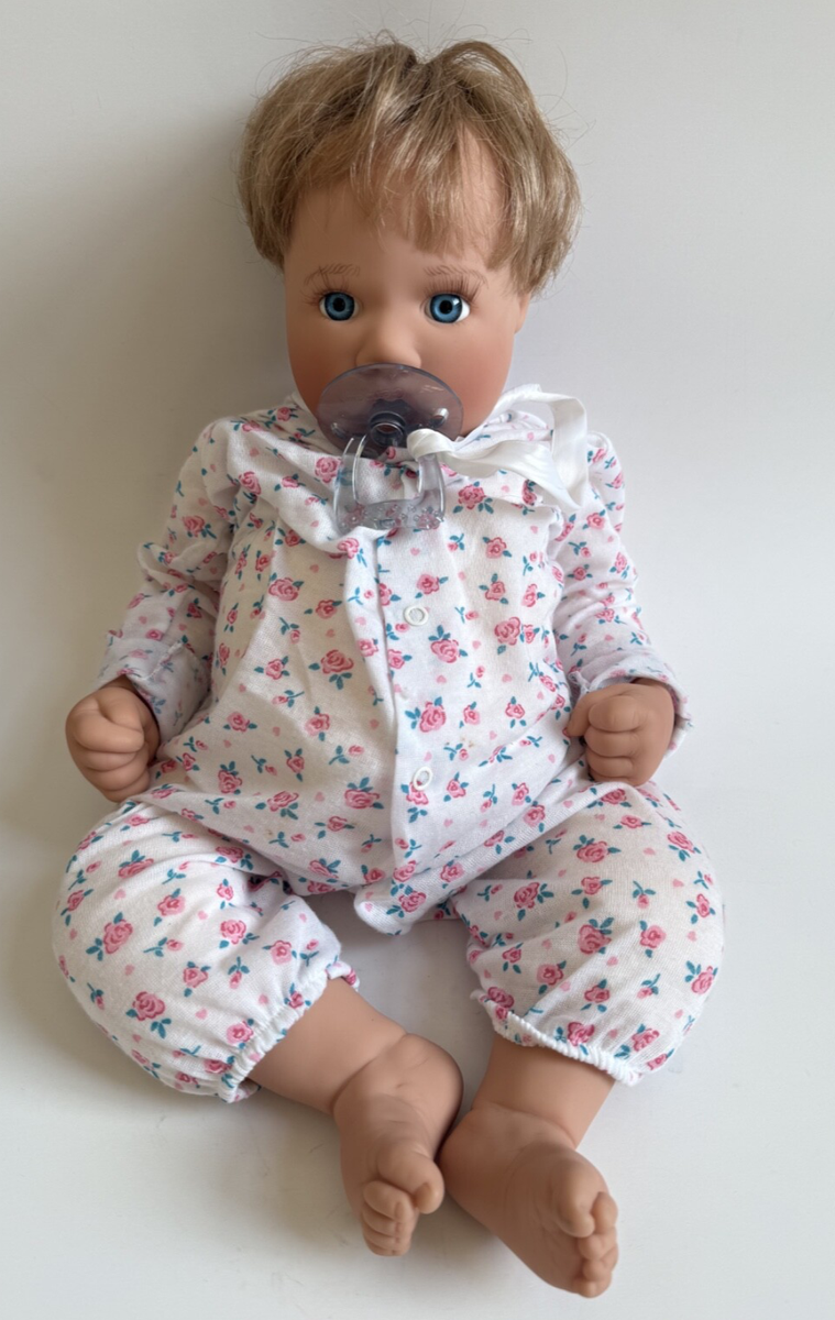 リーミドルトンドール Vintage 1996 Lee Middleton Little Love Weighted Baby Doll 18