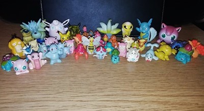 small pokemon figures