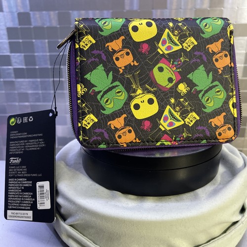 Loungefly Funko Pop! The Nightmare Before Christmas Black Light Wallet - Picture 8 of 14