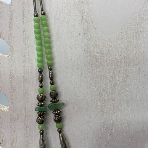 Vintage Necklace Jade Sliver-tone Beads Glass Beads Green Double Strand - Picture 3 of 8