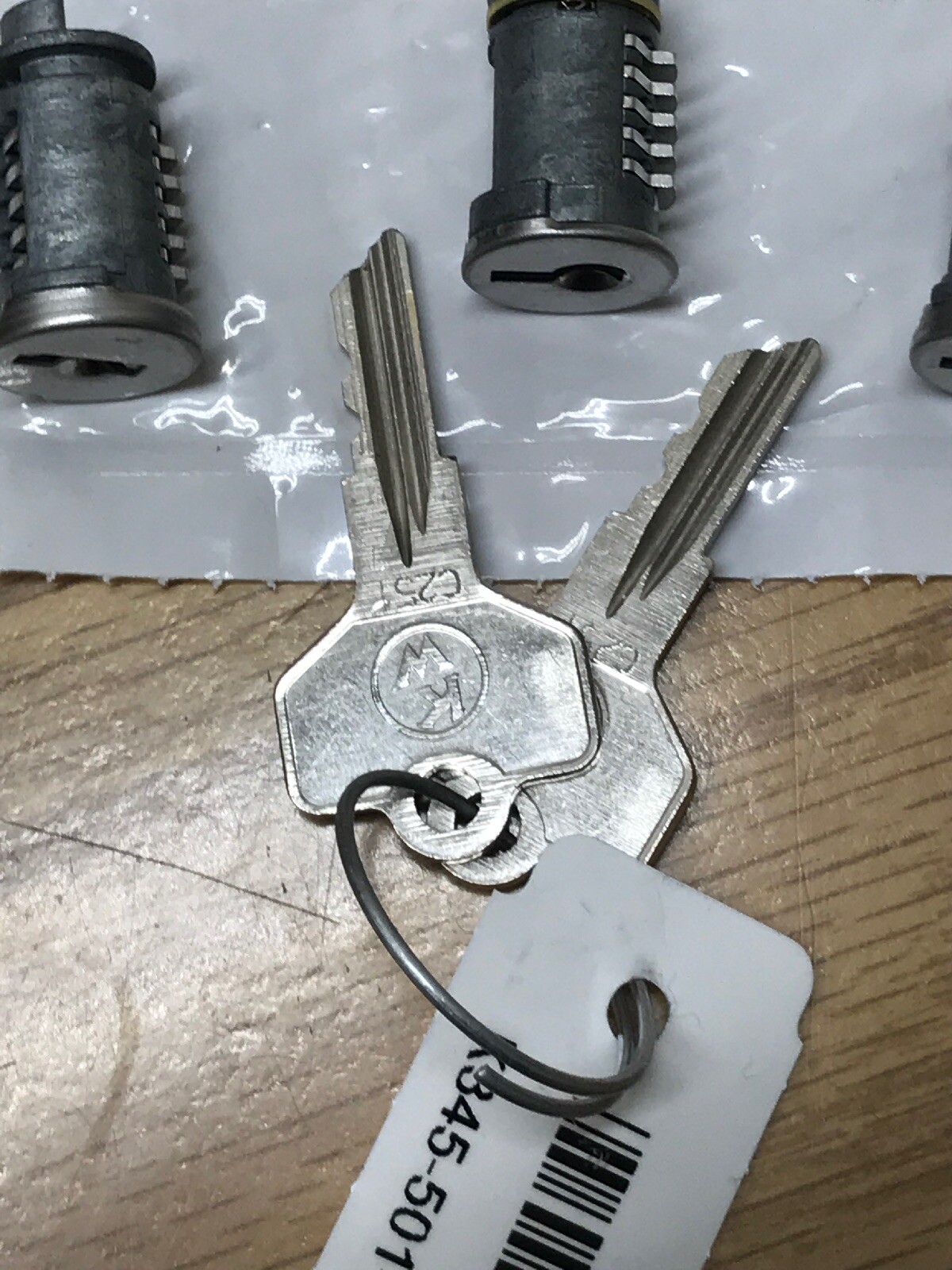 Buy New Door Locks Set Keyed The Same With Logo Keys Peterbilt Truck In - Foto 7