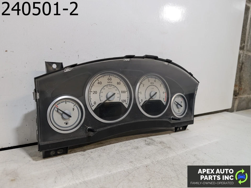 OEM 2010 Chrysler Town & Country 3.8L Speedometer Speedo Cluster Gauge - Imagem 2 de 4