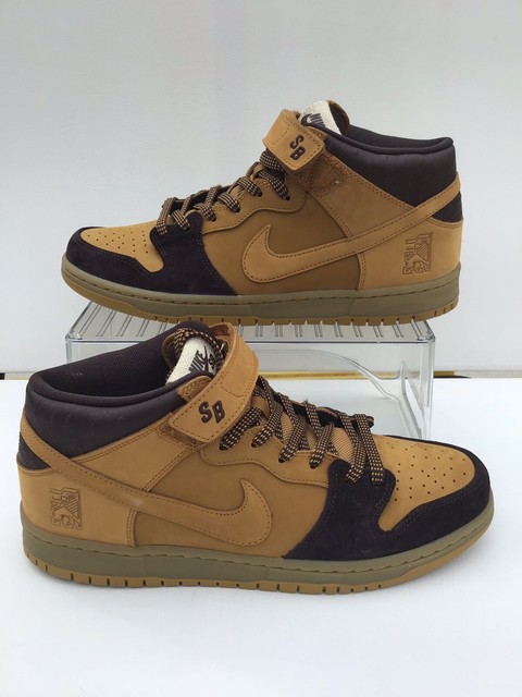 nike dunk lewis marnell