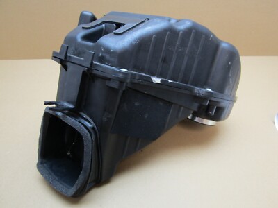 Kawasaki ZX-10R 2014 10,580 miles airbox and fuel rail (9304