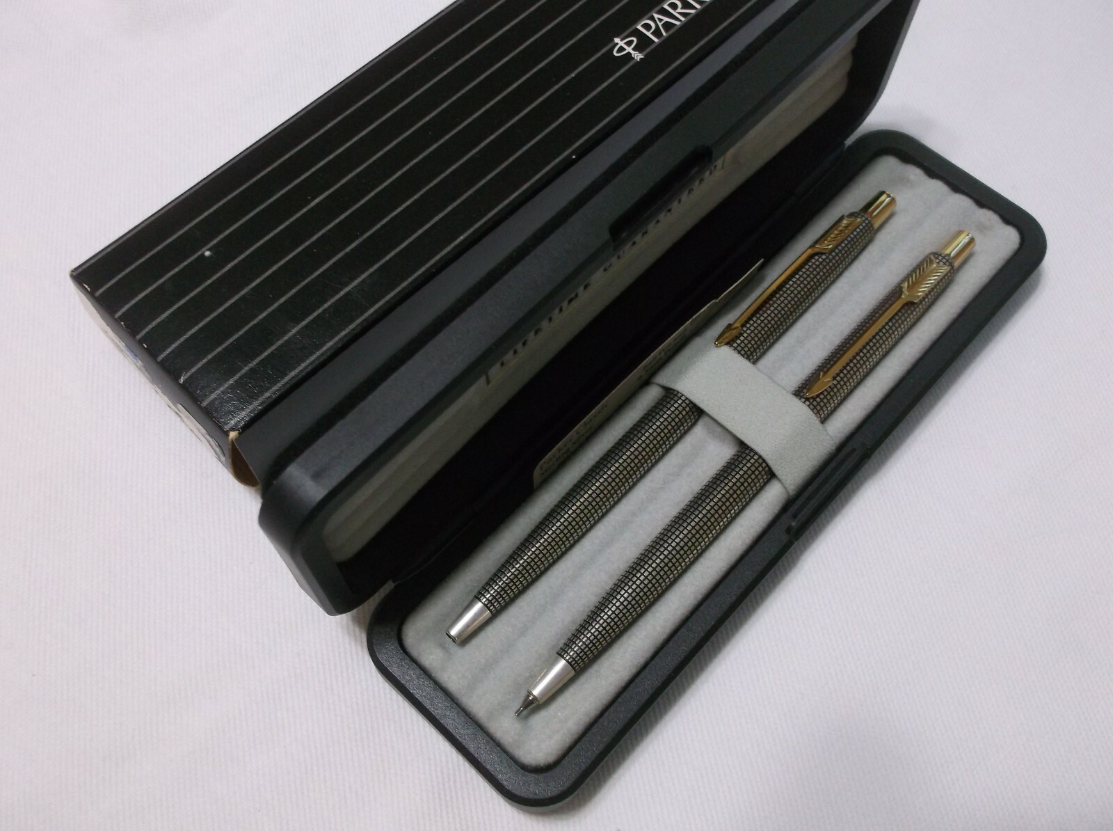 PARKER CLASSIC STERLING SILVER BALLPOINT PEN & .5 PENCIL SET NEW IN BOX USA