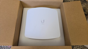 Ubiquiti Networks Wave-AP (US) UISP Outdoor PtMP Access Point 60GHz NEW