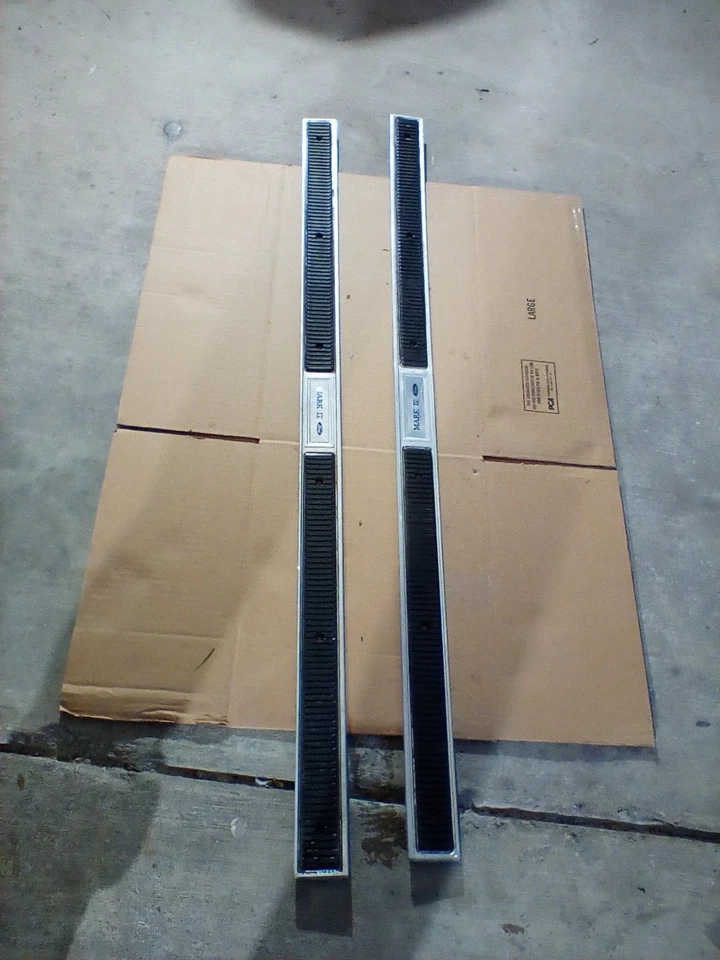 Lincoln Continental Mark IV 1973 par de placas de alféizar LEff & Rigjt OEM Foto 3 de 4