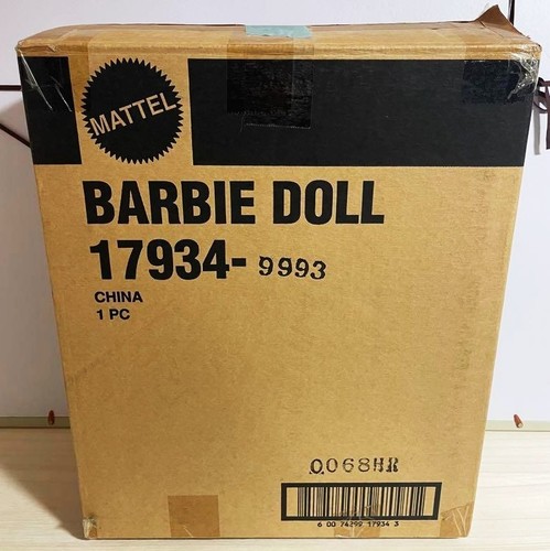 Madame du Barbie Marie Antoinette Bob Mackie Limited Edition Never displayed - Picture 3 of 17