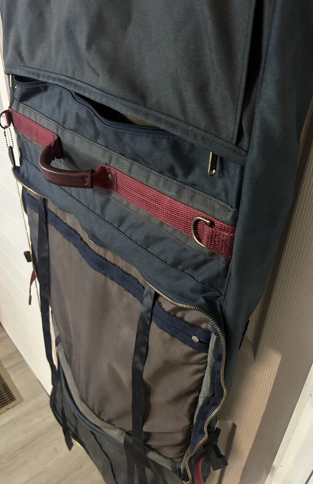 Bolso Boyt Garment Vintage - color azul marino - cuero, hecho en Iowa, EE. UU.  Foto 3 de 4