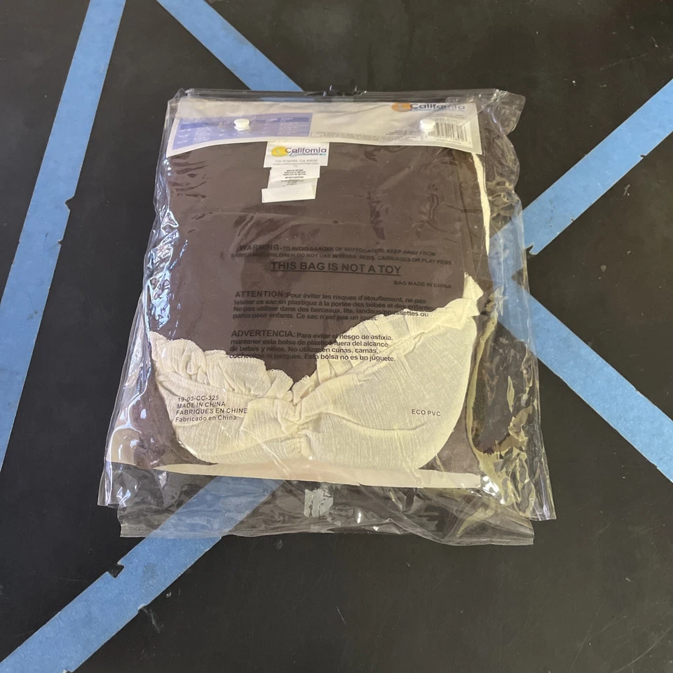 Disfraz Ain't Afraid of No Wolf Caperucita Roja Adulto Plus Foto 3 de 4