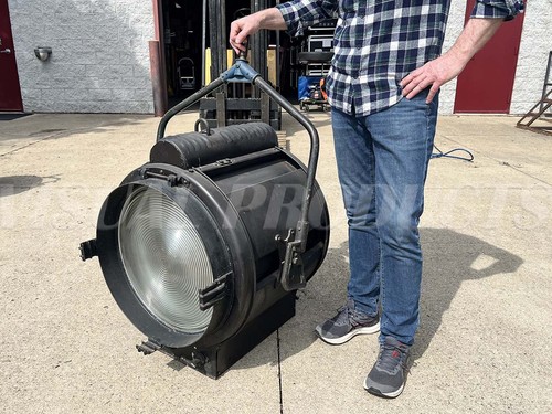Vintage Mole Richardson Tungsten ~20" Fresnel Light Fixture *As-Is, Parts Unit*