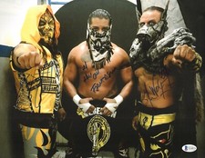 El Hijo del Fantasma Bestia 666 Mr Mecha Wolf 450 Signed 11x14 Photo BAS COA NXT